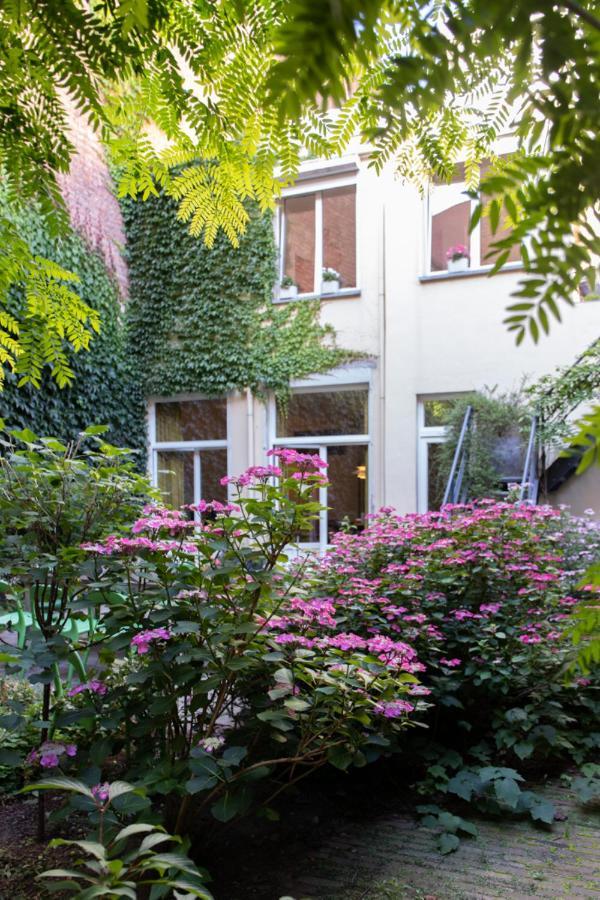 Pauline Loveling Apartment With Quiet Garden And 2 Bathrooms Antwerp Exterior photo