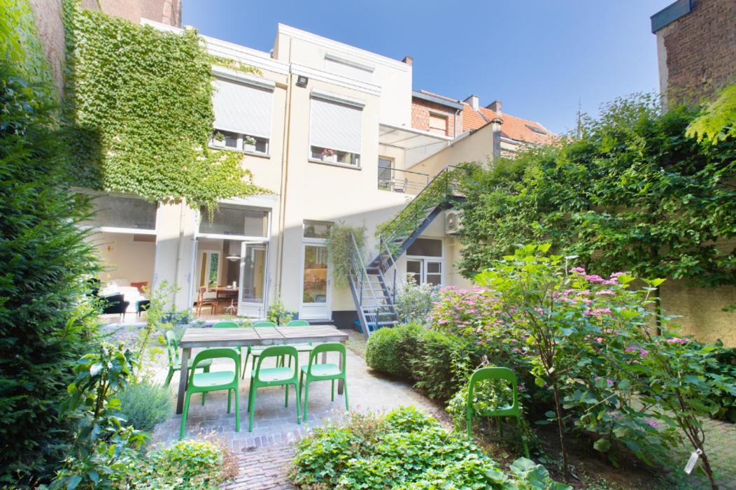 Pauline Loveling Apartment With Quiet Garden And 2 Bathrooms Antwerp Exterior photo