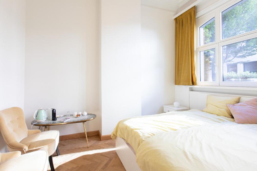 Pauline Loveling Apartment With Quiet Garden And 2 Bathrooms Antwerp Exterior photo