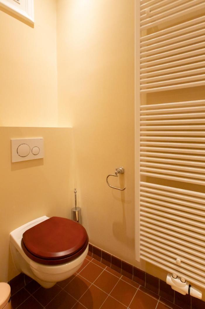 Pauline Loveling Apartment With Quiet Garden And 2 Bathrooms Antwerp Exterior photo
